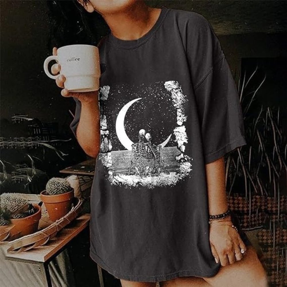 Vintage Shirts For Women Cute Graphic Tee Spring Short Sleeve Tops Oversized Tsh
